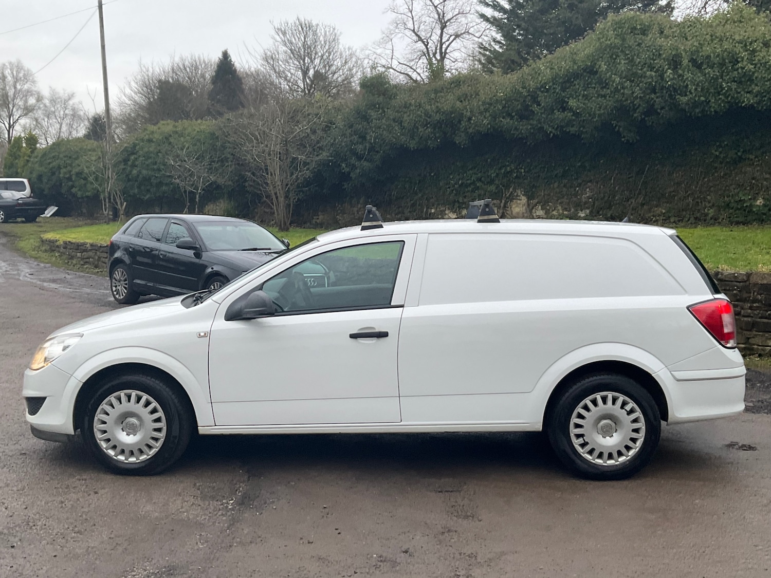 Used Vauxhall Astra Van 2010 for sale - 76709234: Photo 8