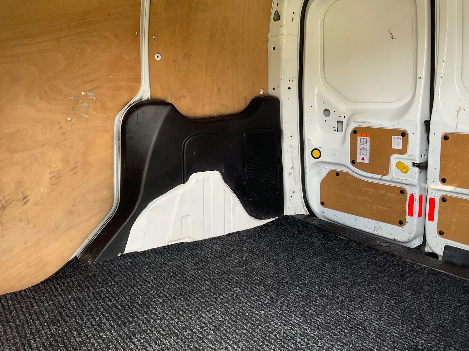 Used Ford Transit Connect 2018 for sale - 78140823: Photo 14