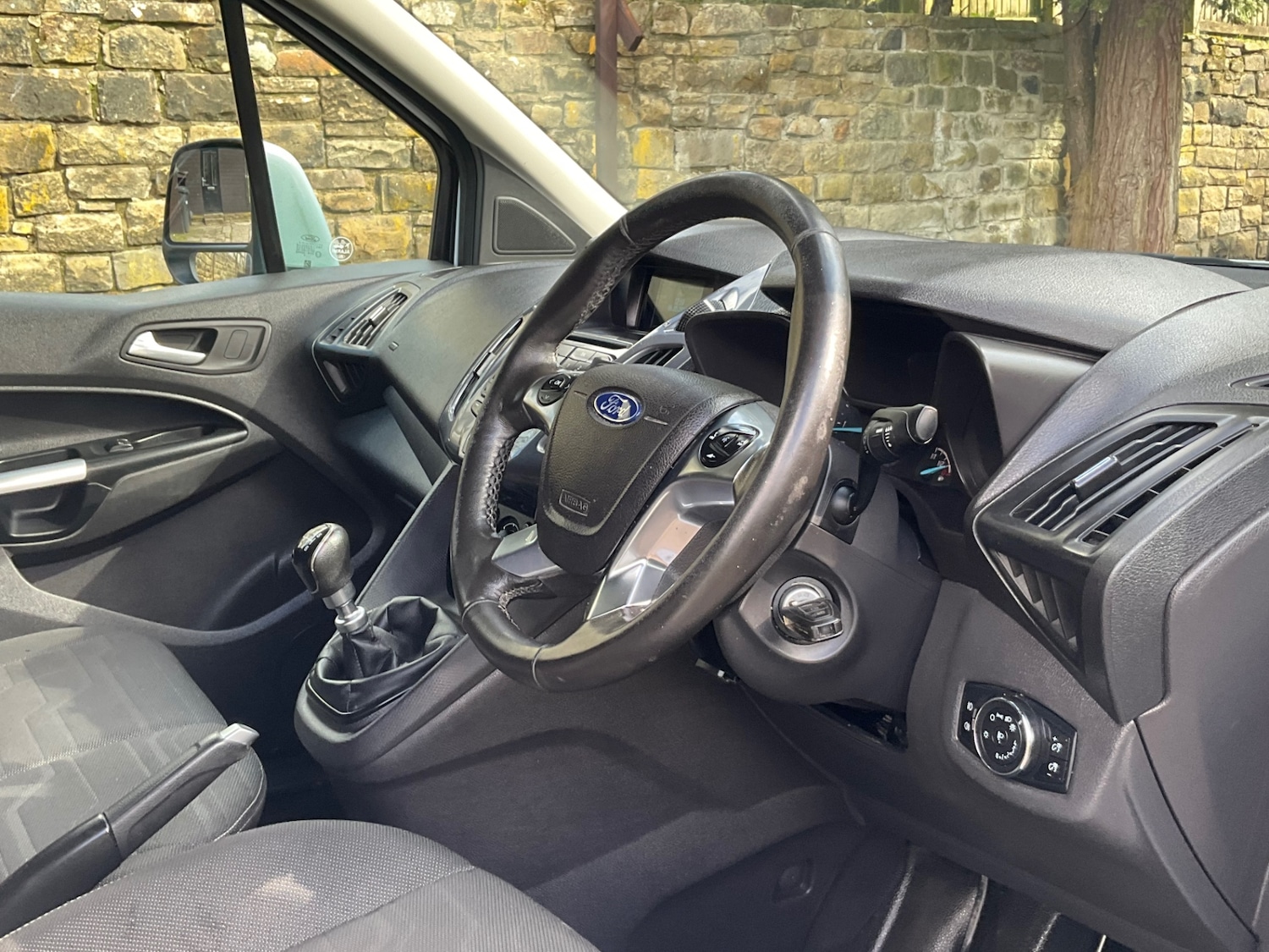 Used Ford Transit Connect 2018 for sale - 78140823: Photo 15