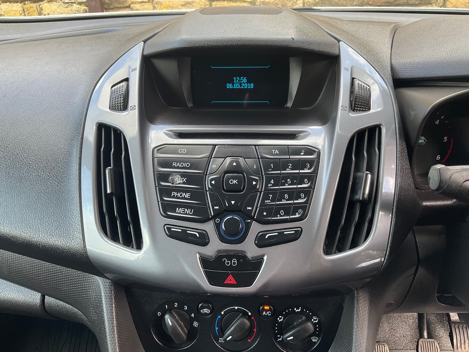 Used Ford Transit Connect 2018 for sale - 78140823: Photo 26