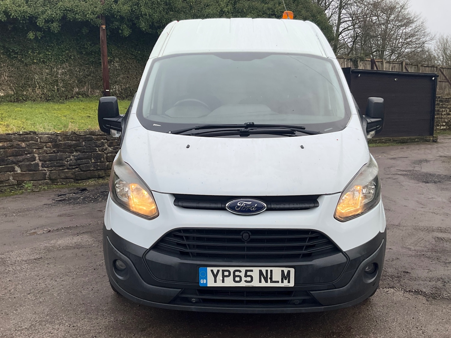 Used Ford Transit Custom 2015 for sale - 77210820: Photo 2