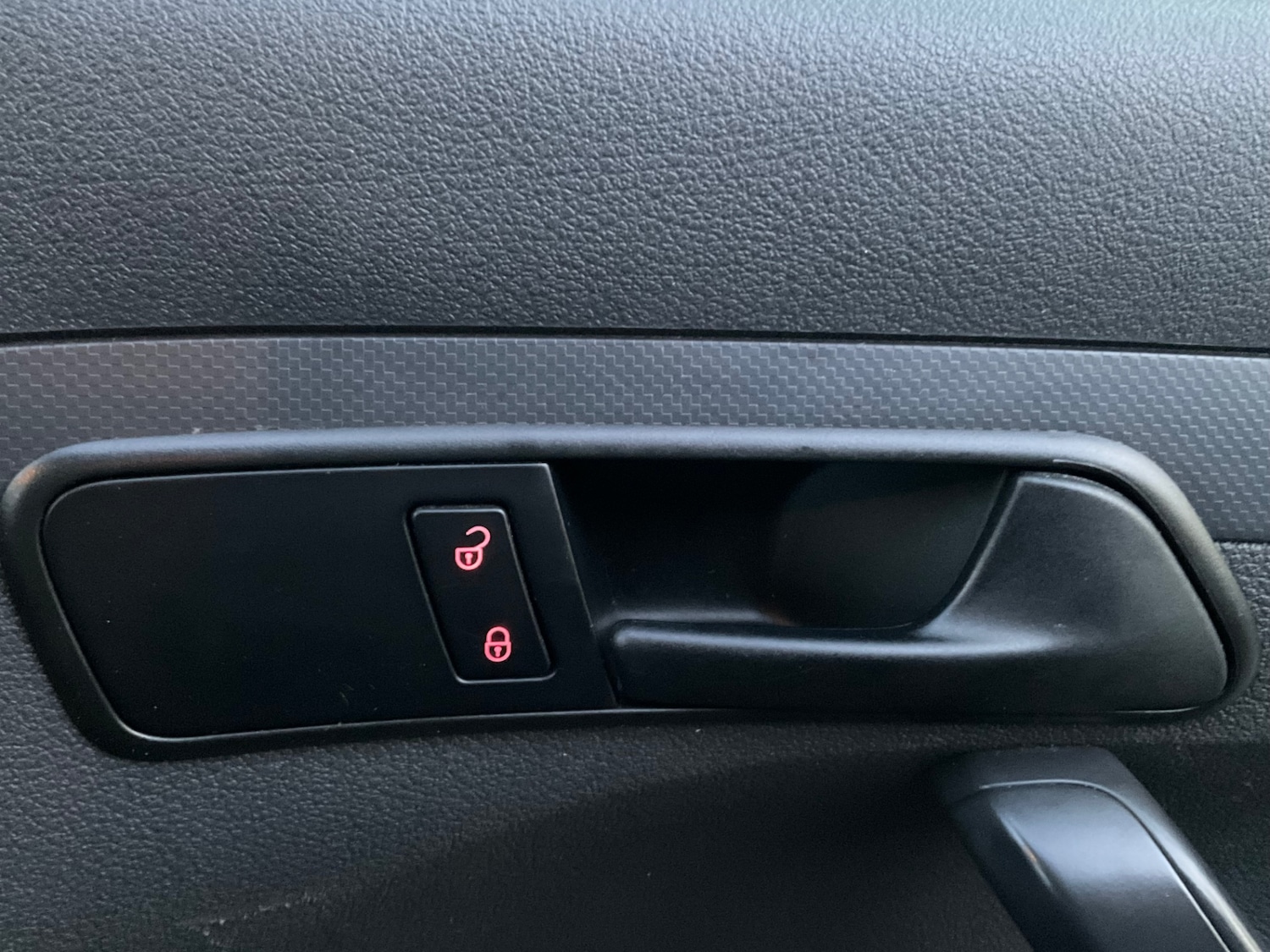 Used Volkswagen Caddy Maxi 2015 for sale - 76780483: Photo 27