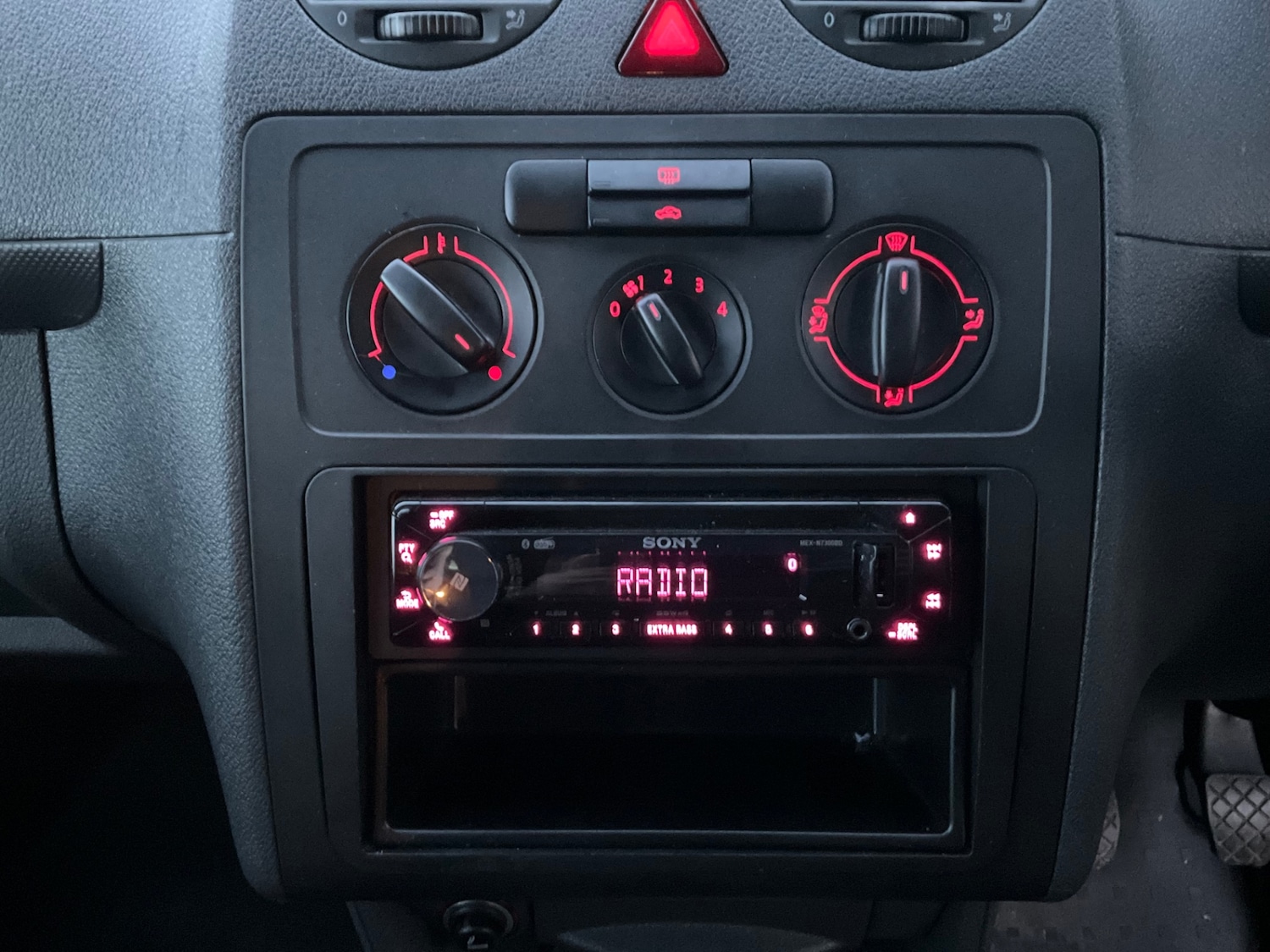 Used Volkswagen Caddy Maxi 2015 for sale - 76780483: Photo 29