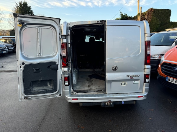 Used Vauxhall Vivaro 2016 for sale - 72999344: Photo 5