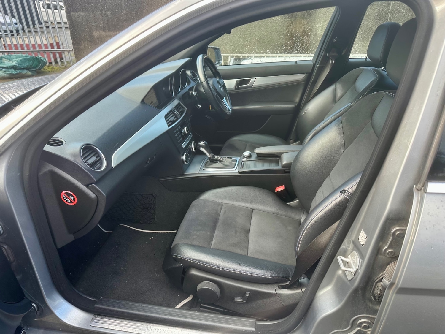 Used Mercedes-Benz C Class 2014 for sale - 77152733: Photo 14