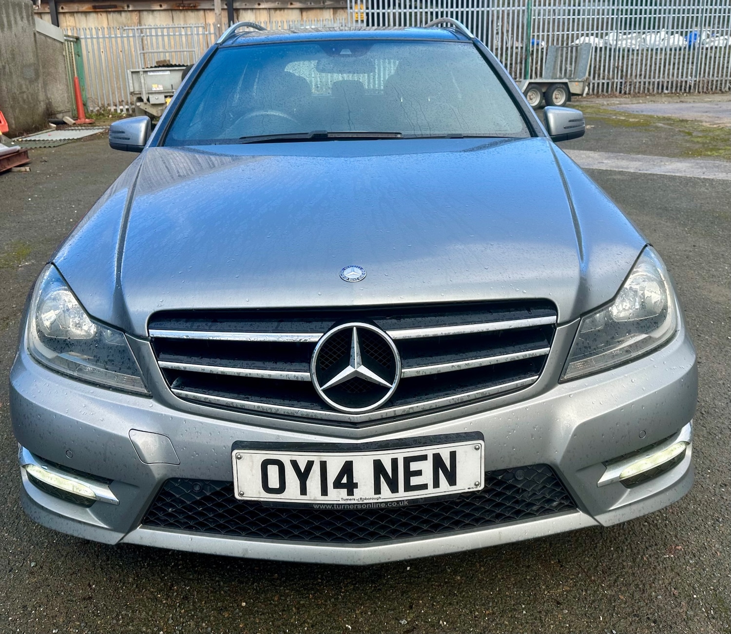 Used Mercedes-Benz C Class 2014 for sale - 77152733: Photo 3