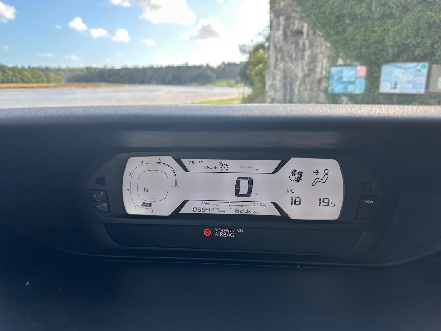 Used Citroen C4 Grand Picasso 2014 for sale - 77011803: Photo 20