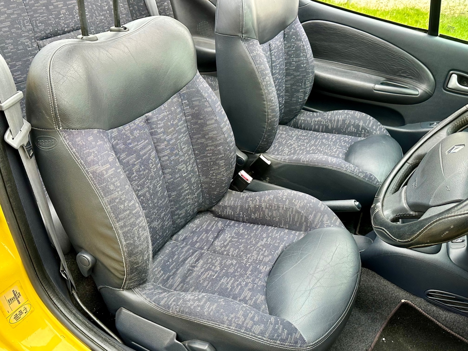 Used Renault Megane 2002 for sale - 77708417: Photo 9