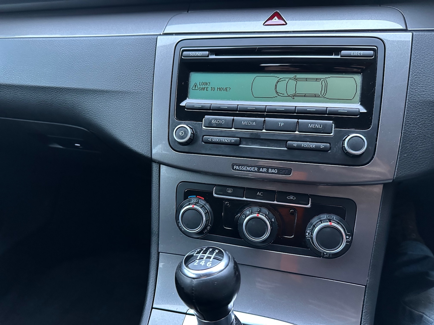 Used Volkswagen Passat 2010 for sale - 76027948: Photo 18