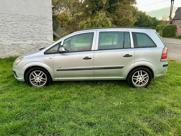Used Vauxhall Zafira 2007 for sale - 76252810: Photo 4
