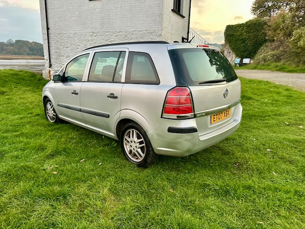 Used Vauxhall Zafira 2007 for sale - 76252810: Photo 5