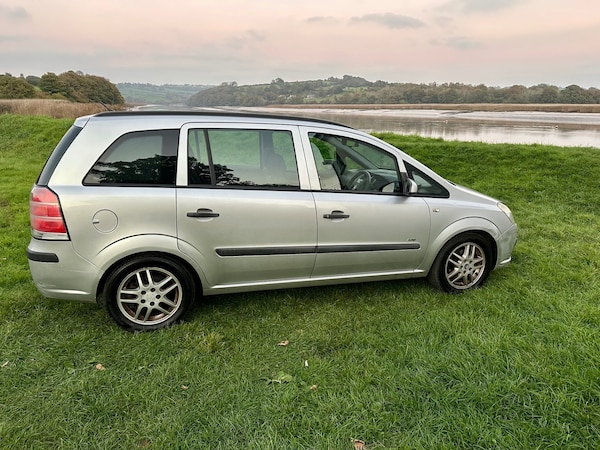 Used Vauxhall Zafira 2007 for sale - 76252810: Photo 8