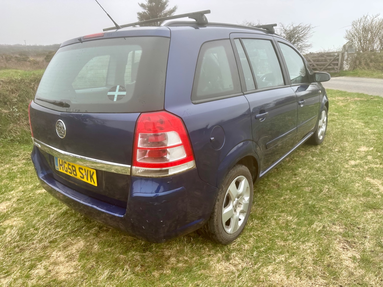 Used Vauxhall Zafira 2009 for sale - 77759748: Photo 11