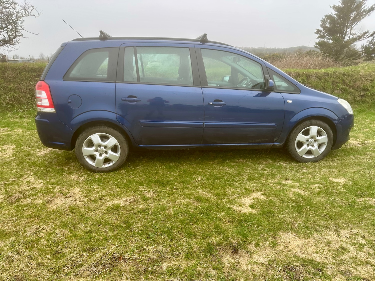 Used Vauxhall Zafira 2009 for sale - 77759748: Photo 12