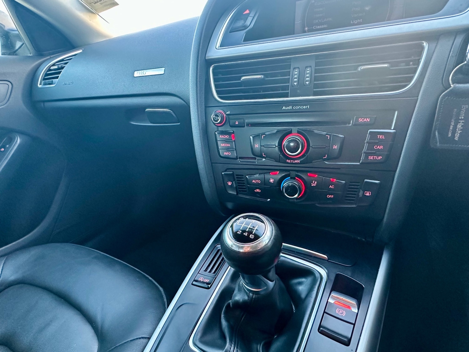 Used Audi A5 2010 for sale - 76875907: Photo 18