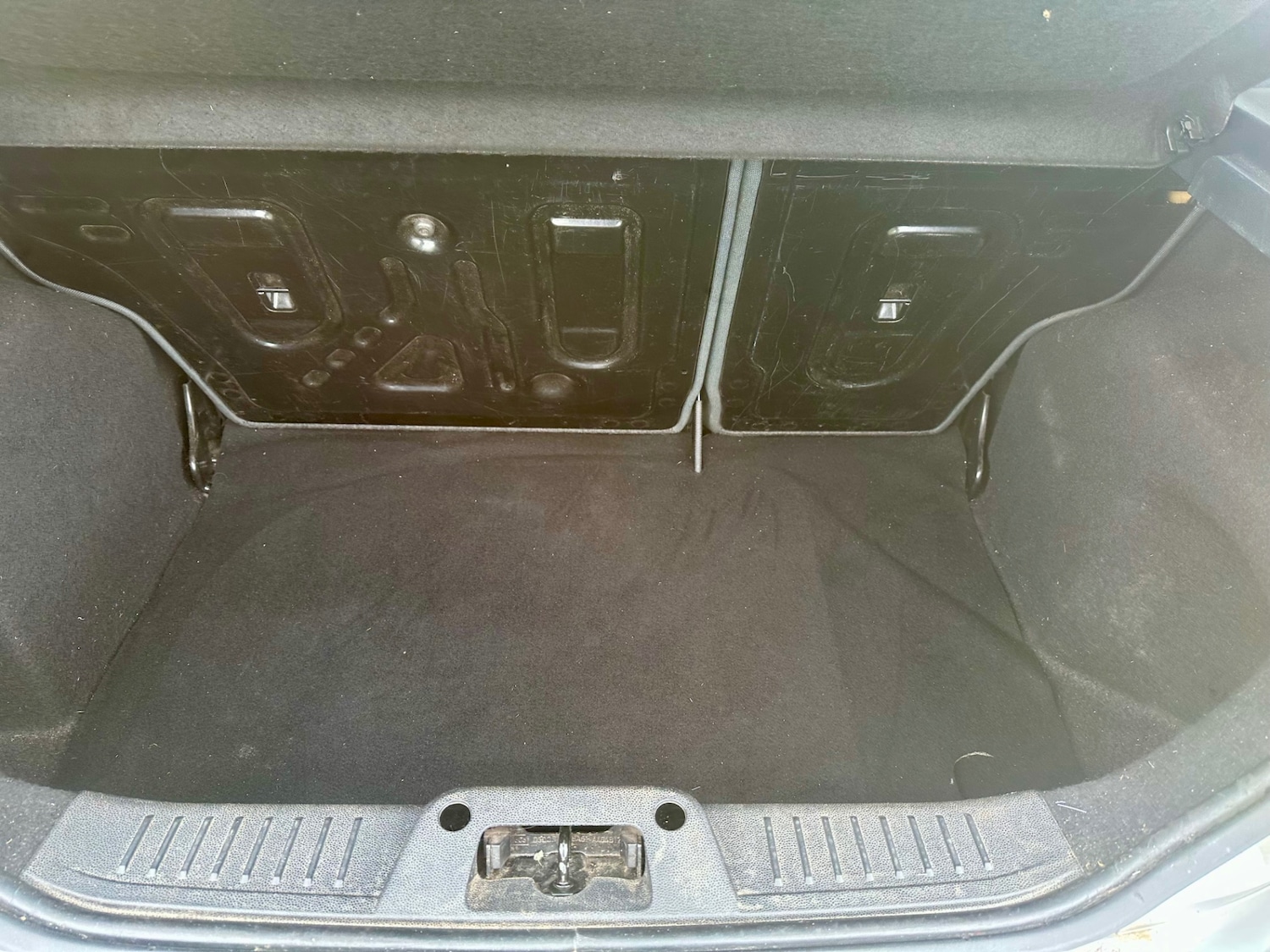 Used Ford Fiesta 2011 for sale - 77921072: Photo 17