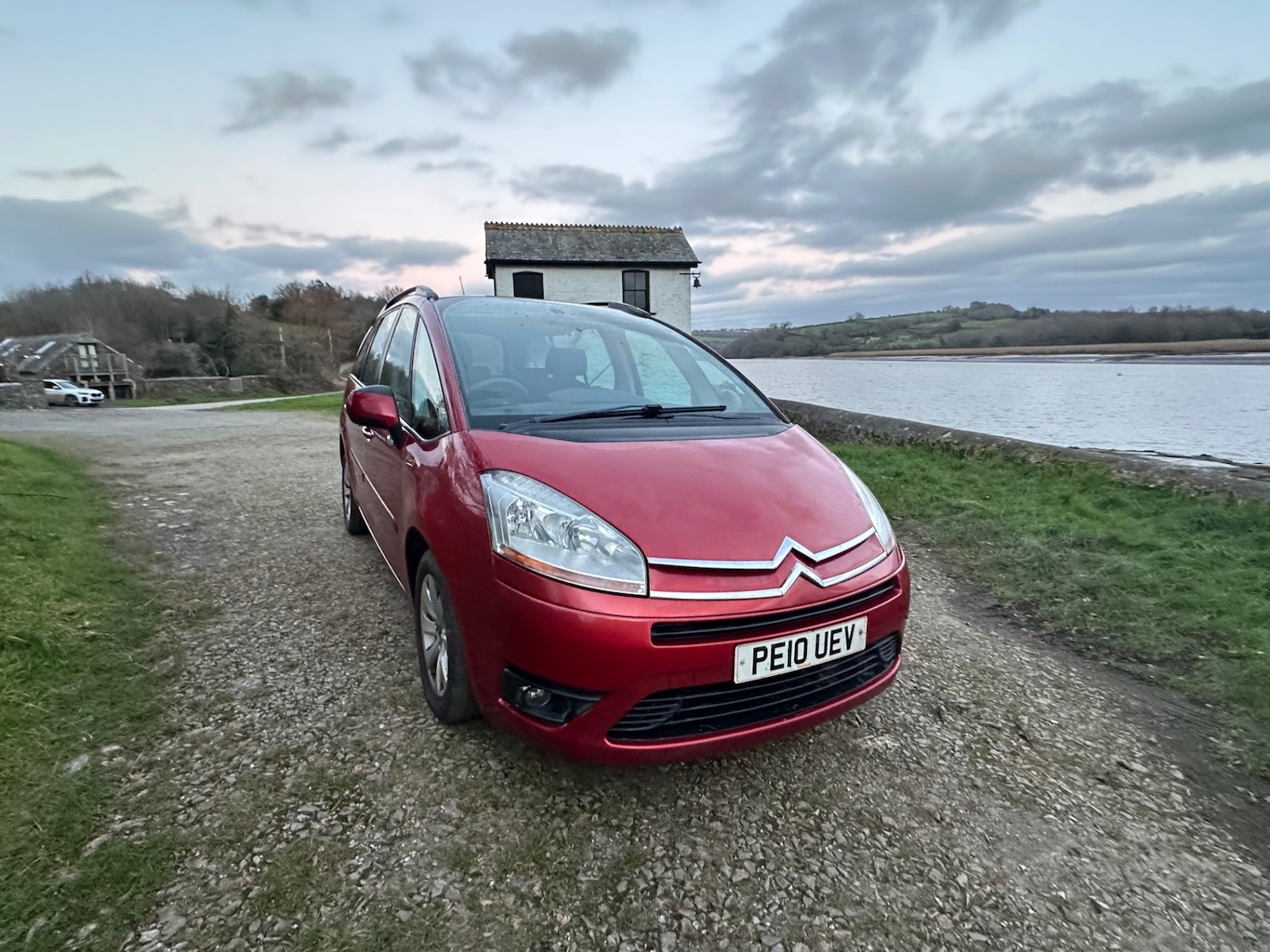 Used Citroen C4 Grand Picasso 2010 for sale - 77063566: Photo 2