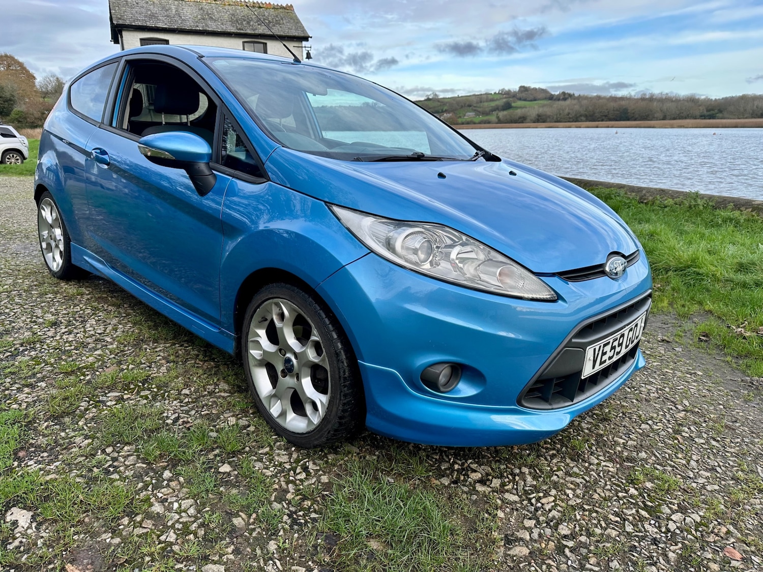 Used Ford Fiesta 2009 for sale - 76576853: Photo 2