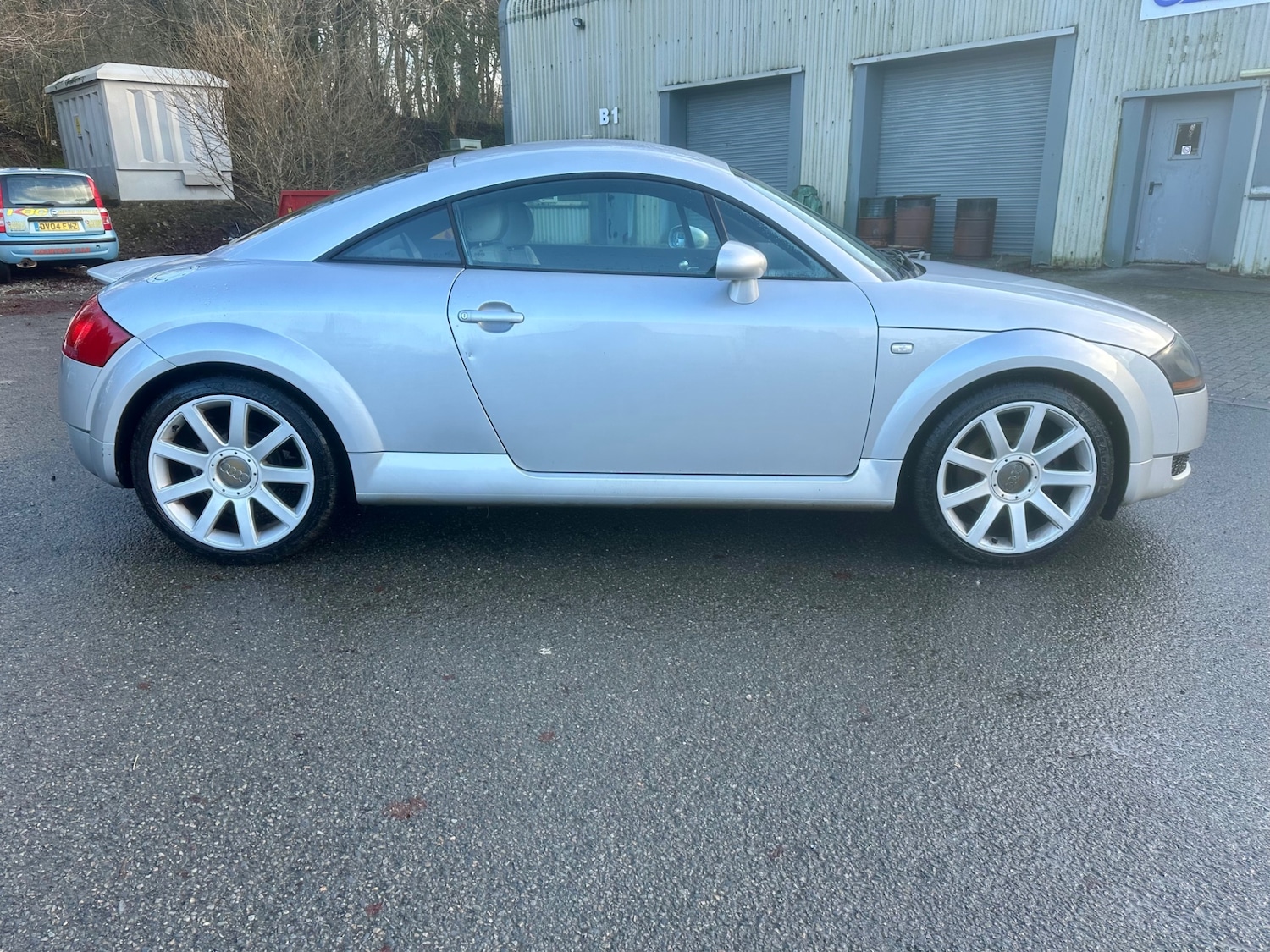 Used Audi TT 2002 for sale - 78064677: Photo 6