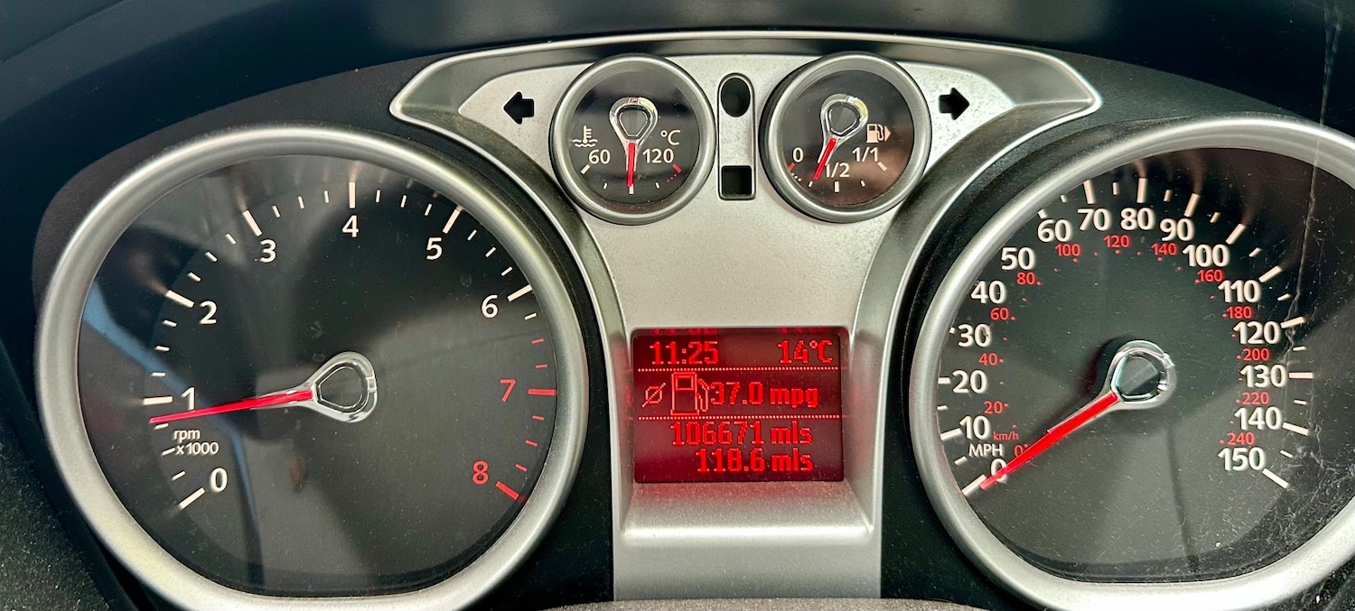 Used Ford Focus 2009 for sale - 76525827: Photo 16