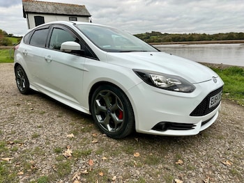 2014 (64) - 2.0T ST-2 5dr
