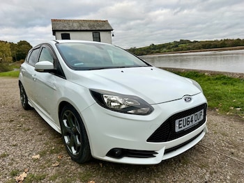 Used Ford Focus 2014 for sale - 76207515: Photo 2