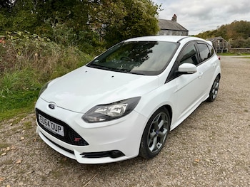 Used Ford Focus 2014 for sale - 76207515: Photo 4