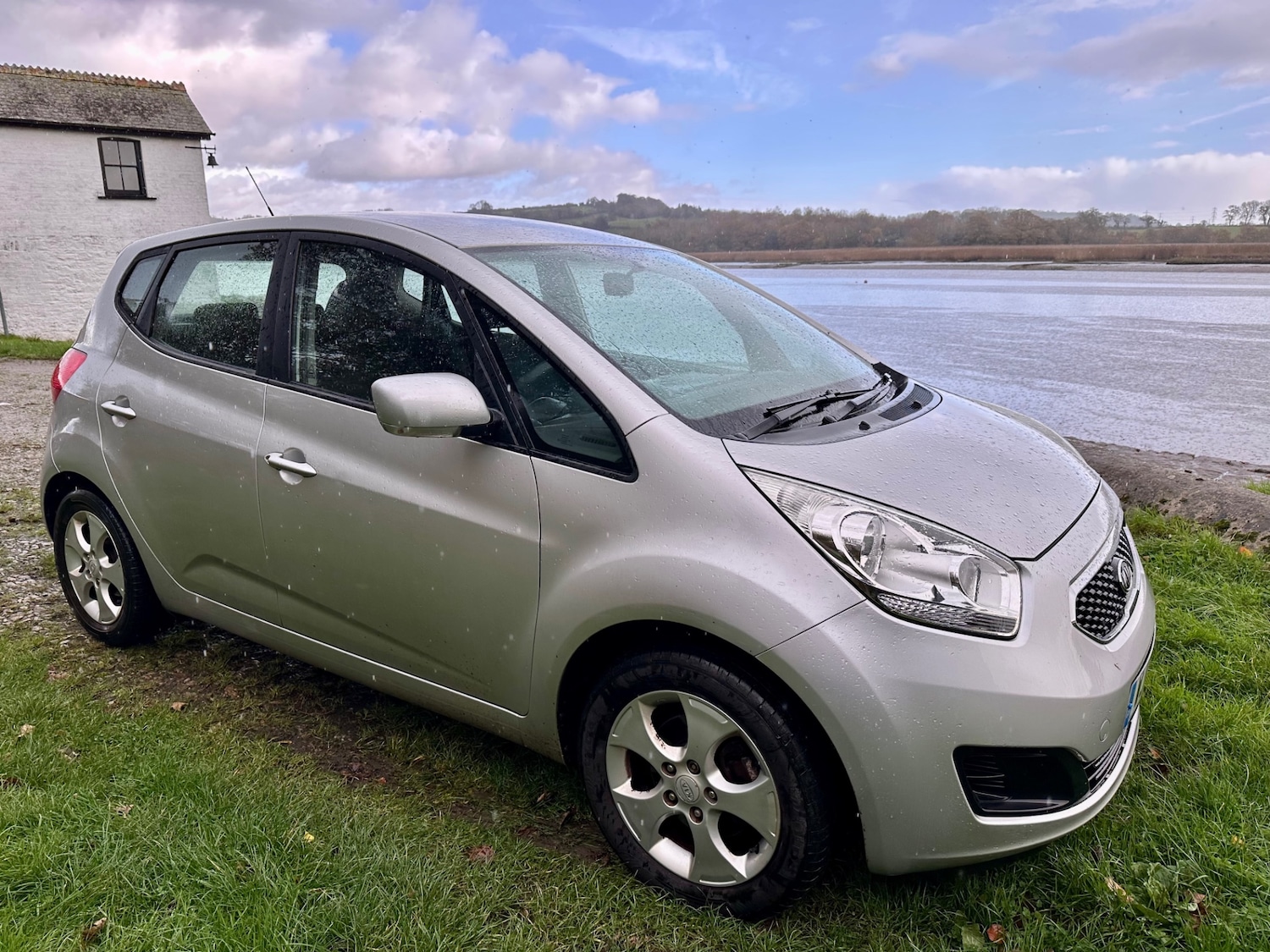 Used Kia Venga 2012 for sale - 76412412: Photo 1