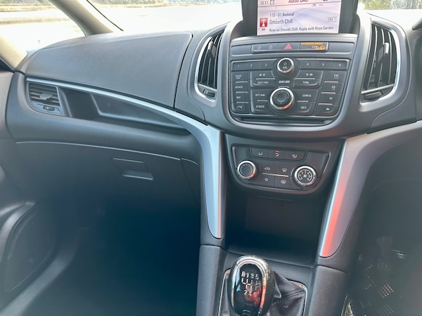 Used Vauxhall Zafira 2013 for sale - 76243951: Photo 18