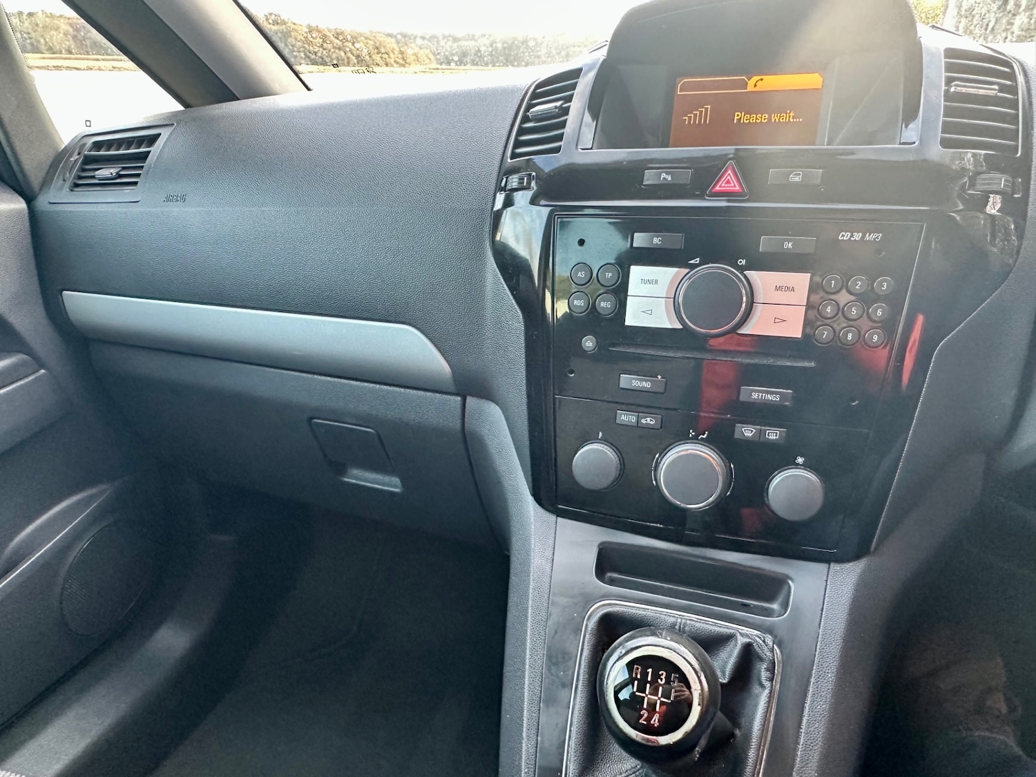 Used Vauxhall Zafira 2012 for sale - 76616654: Photo 19