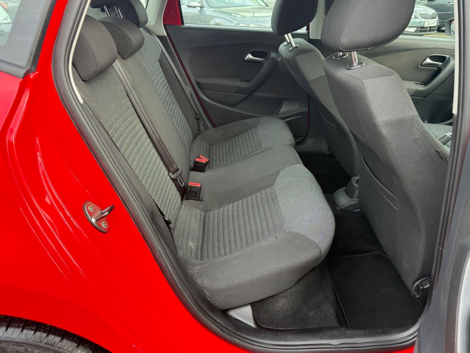 Used Volkswagen Polo 2011 for sale - 76425213: Photo 15