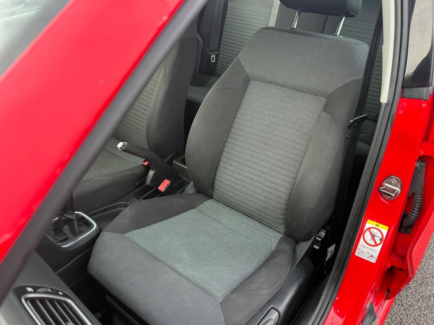 Used Volkswagen Polo 2011 for sale - 76425213: Photo 26