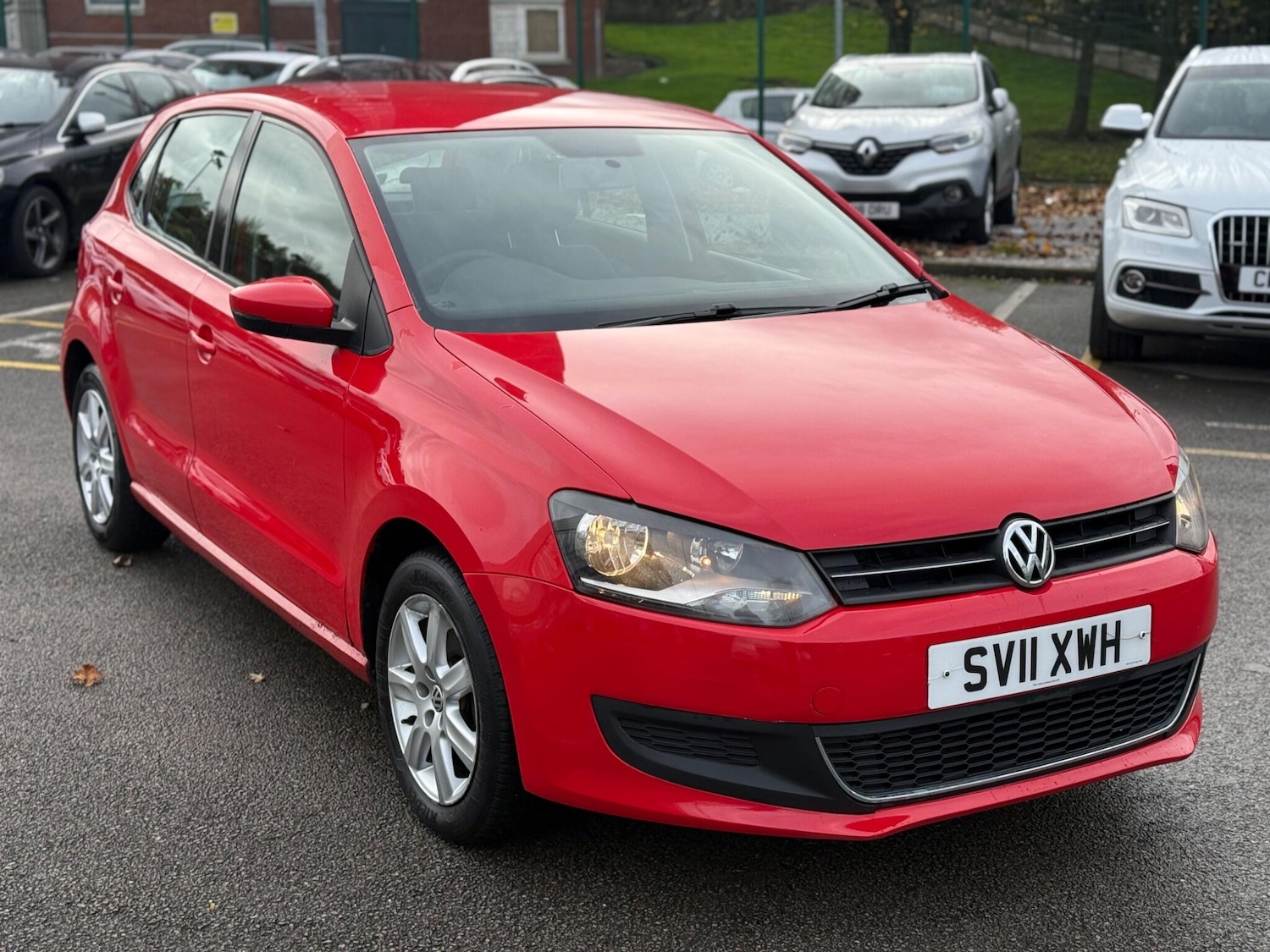 Used Volkswagen Polo 2011 for sale - 76425213: Photo 5