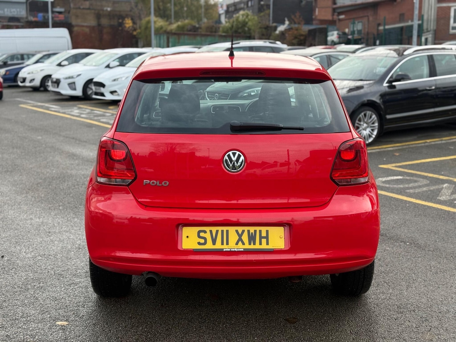 Used Volkswagen Polo 2011 for sale - 76425213: Photo 6