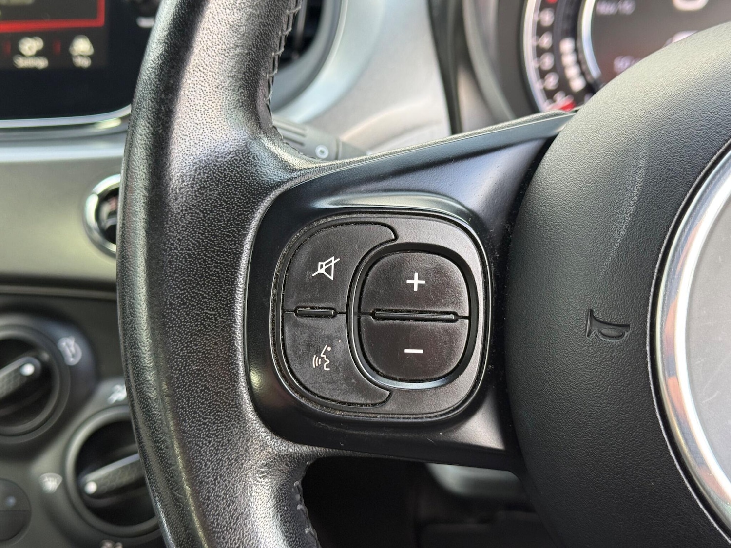 Used Fiat 500 2017 for sale - 76592059: Photo 21