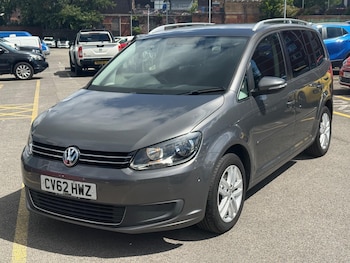 Used Volkswagen Touran 2012 for sale - 78891509: Photo