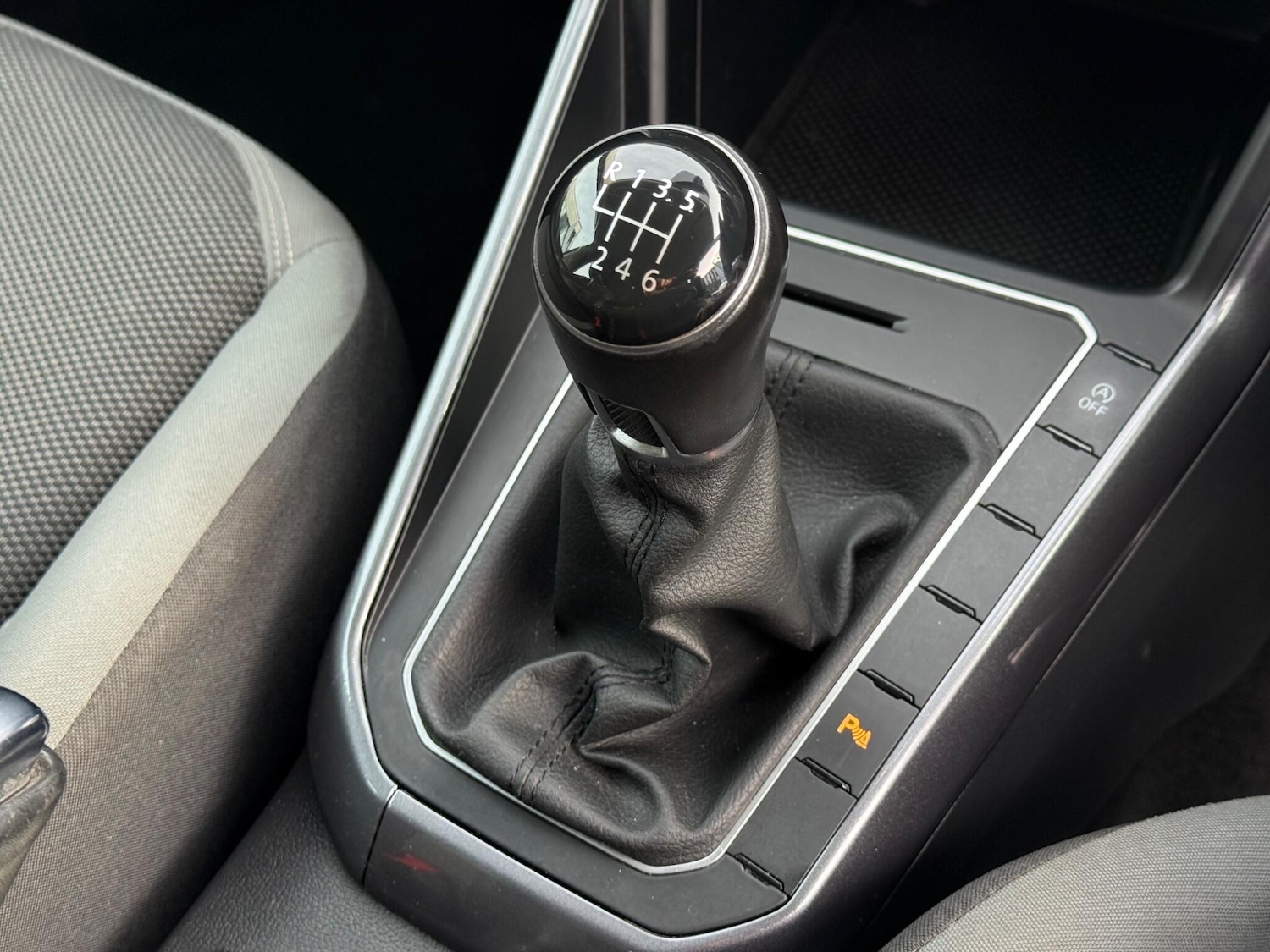 Used Volkswagen Polo 2018 for sale - 77585841: Photo 15