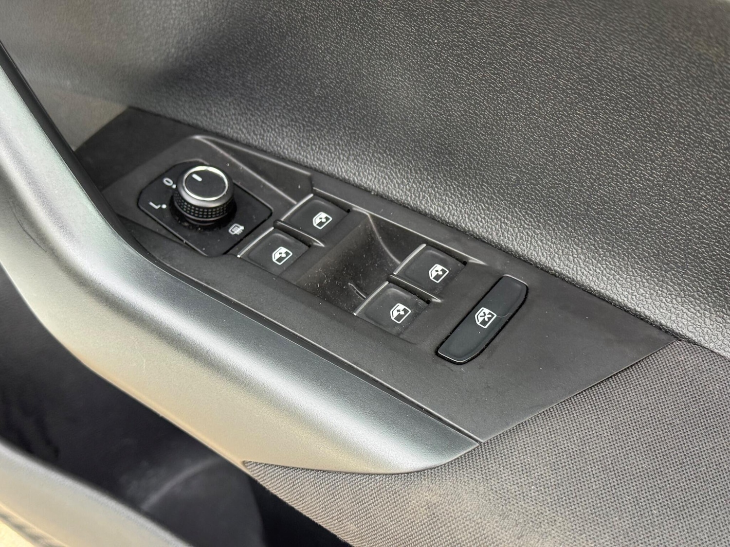 Used Volkswagen Polo 2018 for sale - 77585841: Photo 27