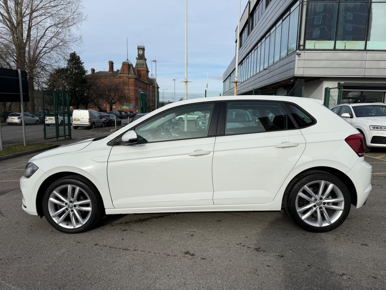 Used Volkswagen Polo 2018 for sale - 77585841: Photo 8