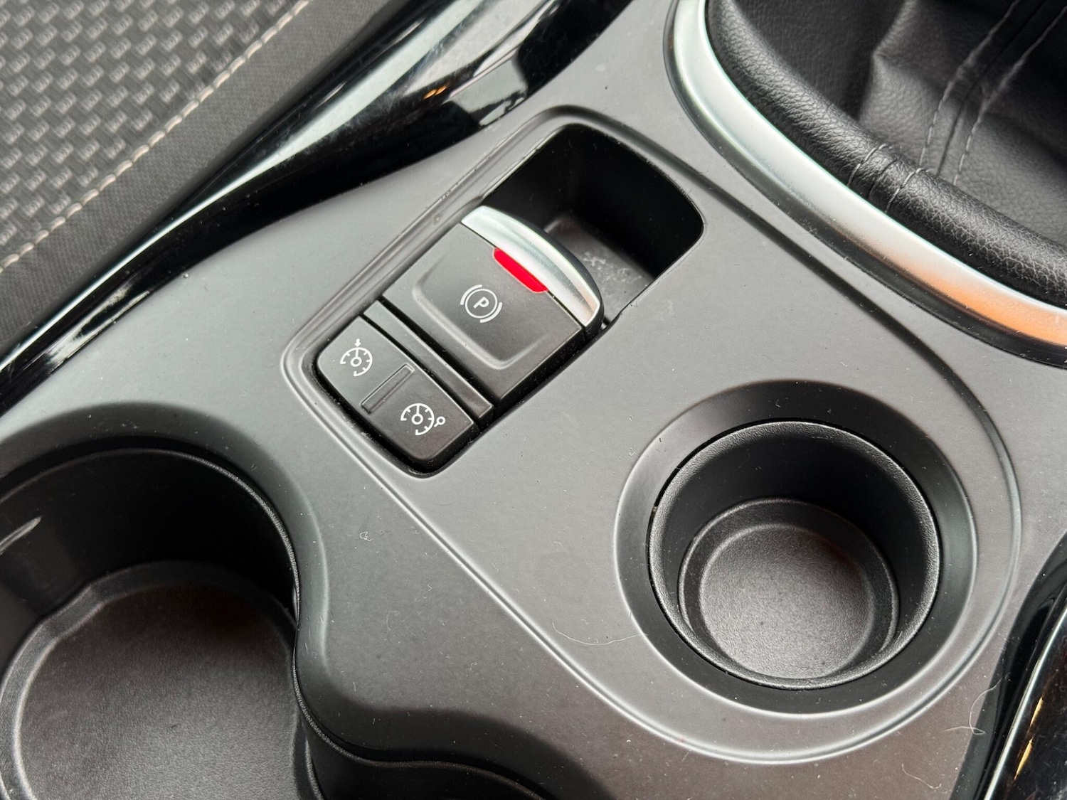 Used Renault Kadjar 2018 for sale - 77155793: Photo 28