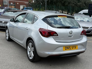 Used Vauxhall Astra 2015 for sale - 79540233: Photo
