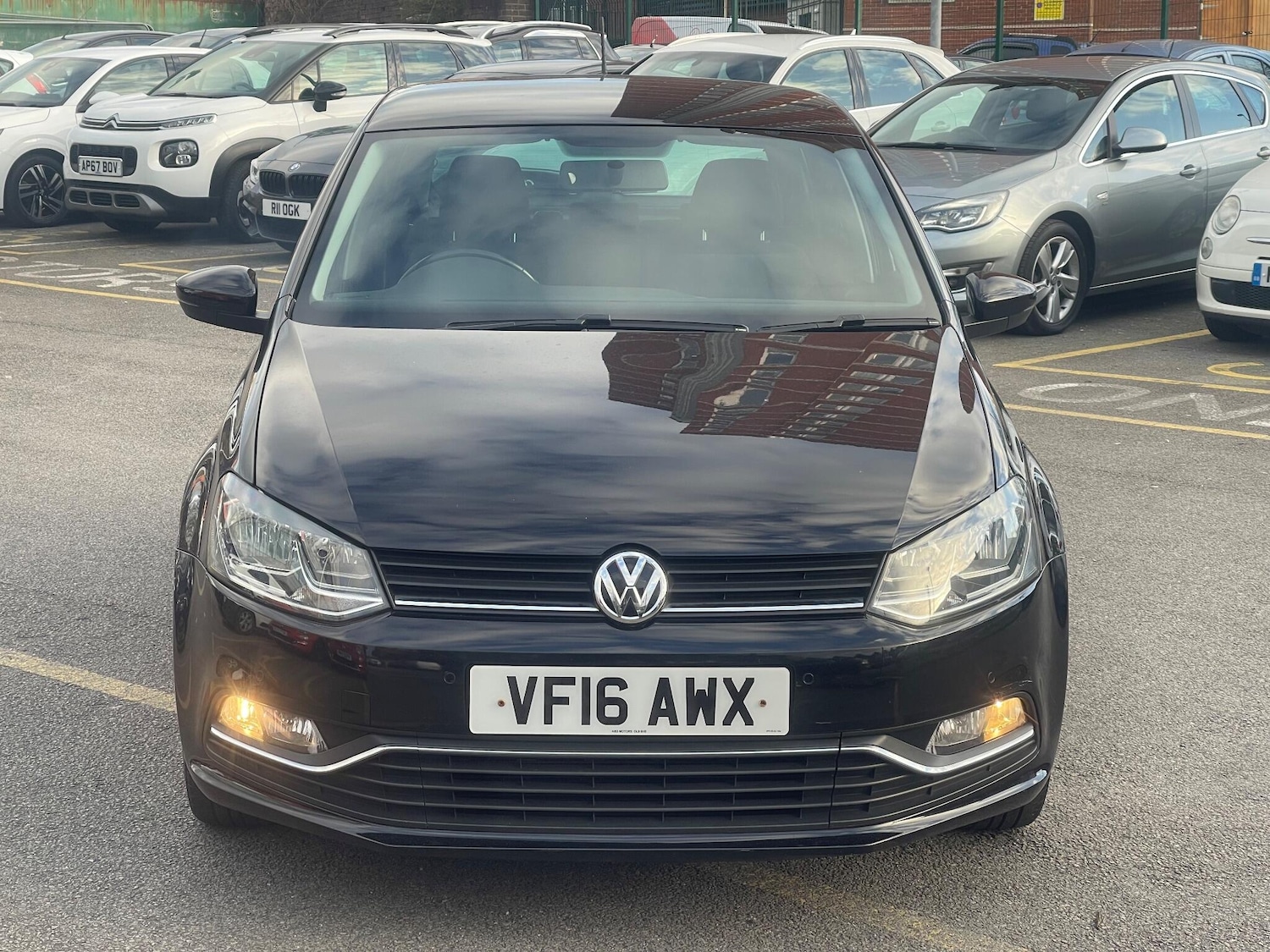 Used Volkswagen Polo 2016 for sale - 77838534: Photo 2