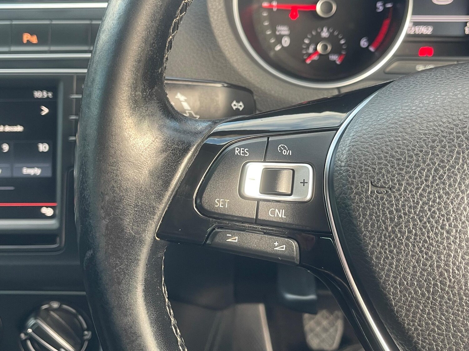 Used Volkswagen Polo 2016 for sale - 77838534: Photo 23