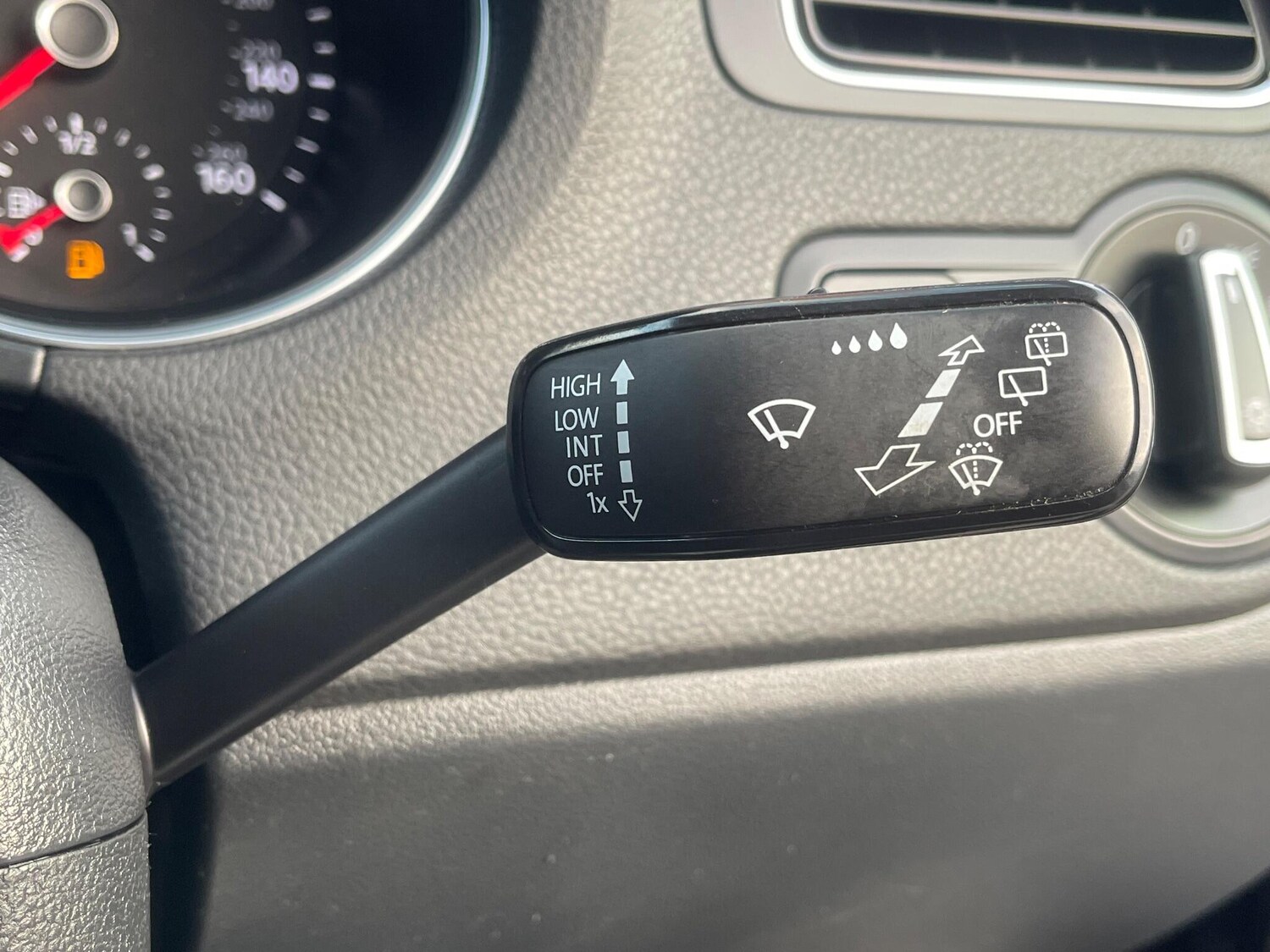 Used Volkswagen Polo 2016 for sale - 77838534: Photo 25