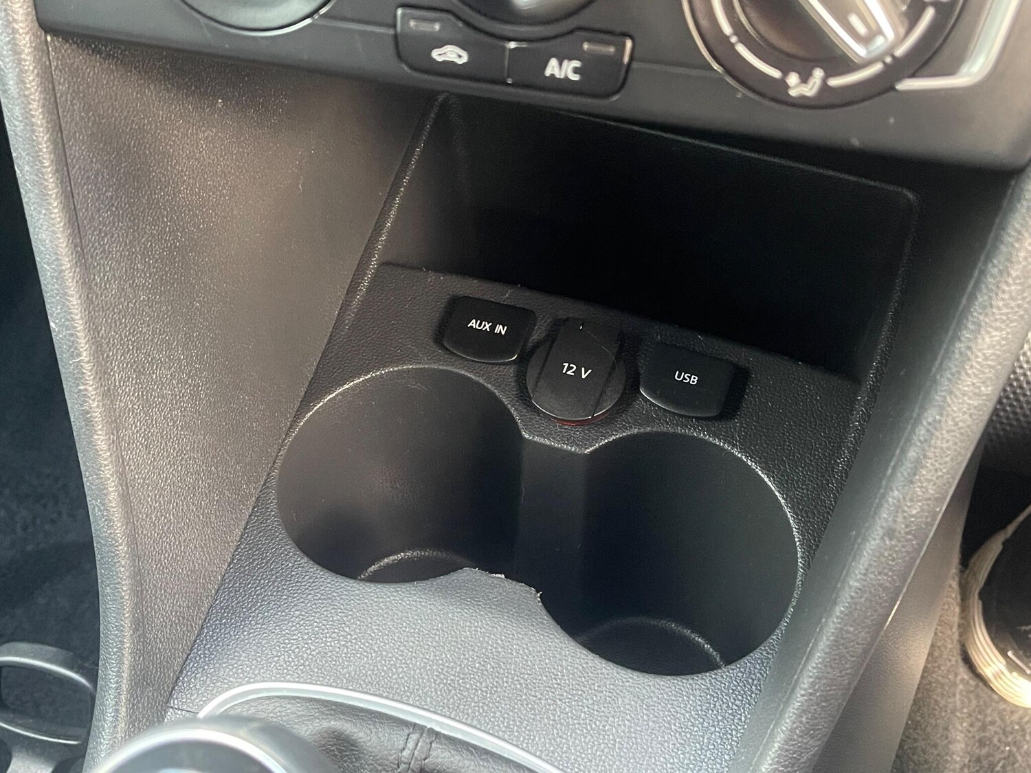 Used Volkswagen Polo 2016 for sale - 77838534: Photo 28