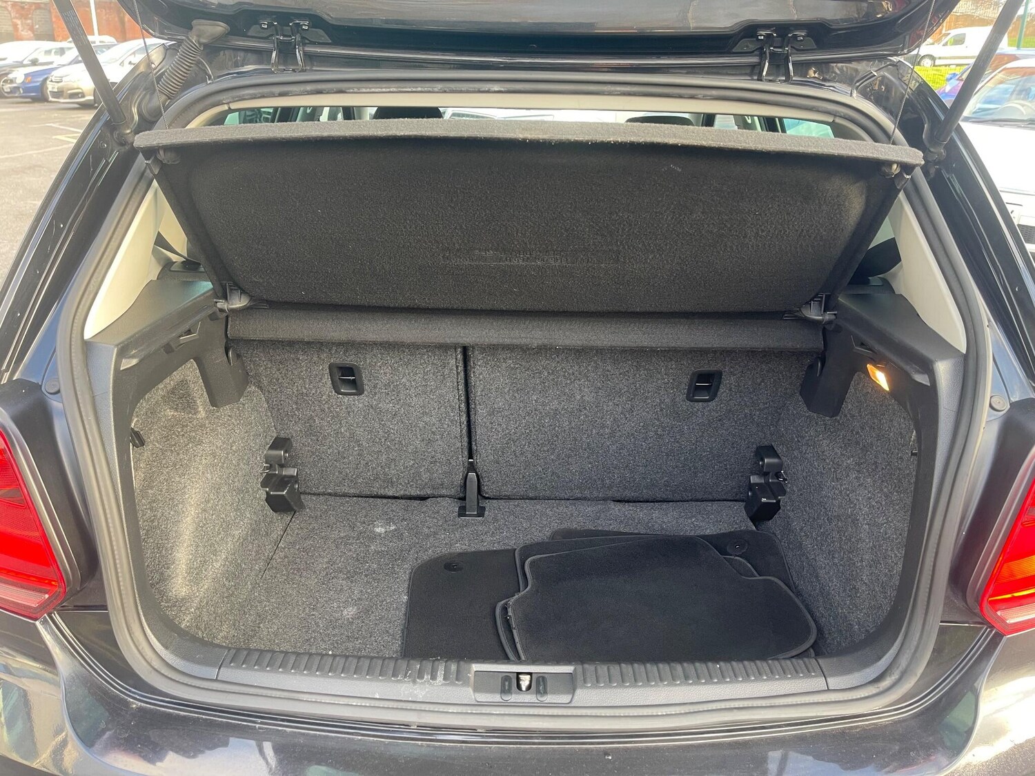 Used Volkswagen Polo 2016 for sale - 77838534: Photo 37