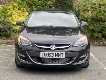 Used Vauxhall Astra 2013 for sale - 75520243: Photo