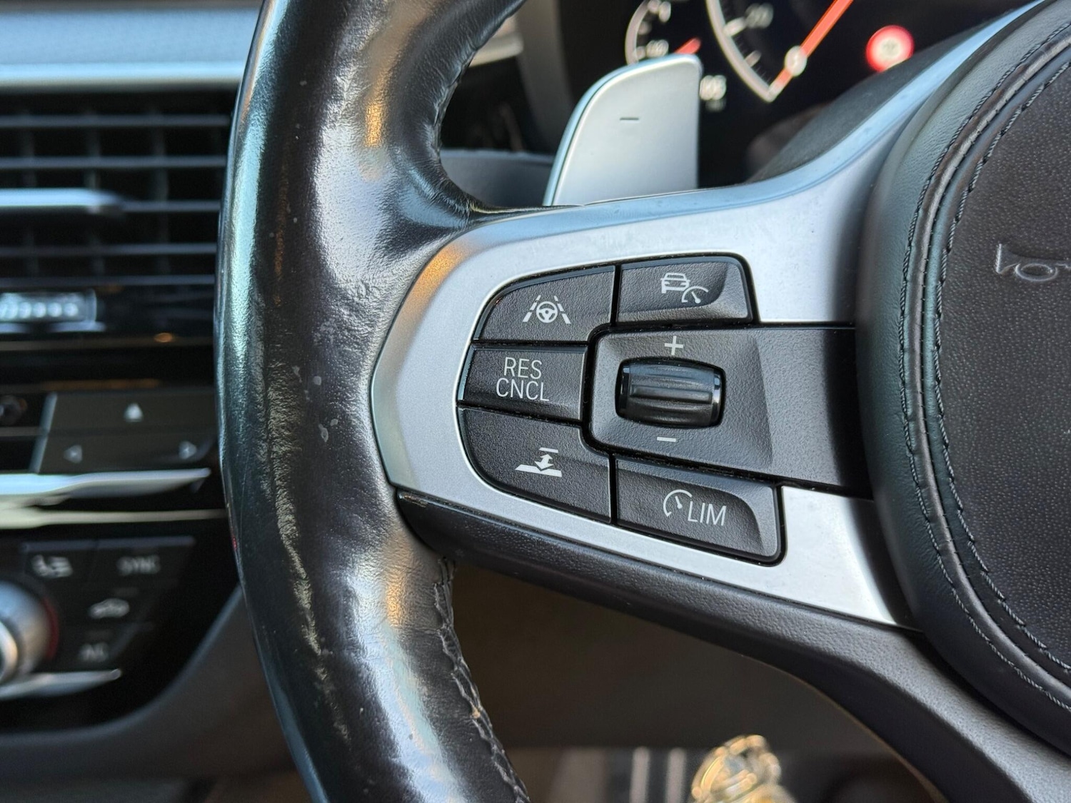 Used BMW 5 Series 2018 for sale - 77156542: Photo 25