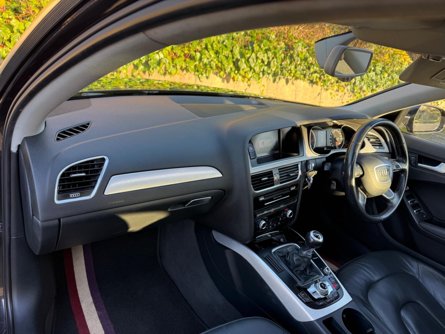 Used Audi A4 2013 for sale - 76645790: Photo 11