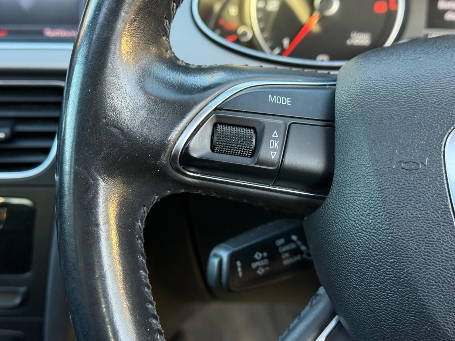 Used Audi A4 2013 for sale - 76645790: Photo 17